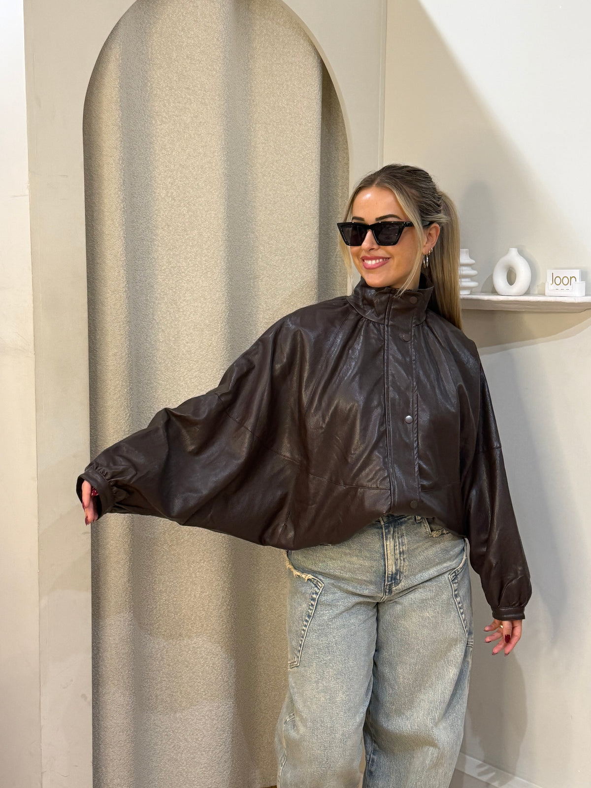 Leather look butterfly jacket | Brown