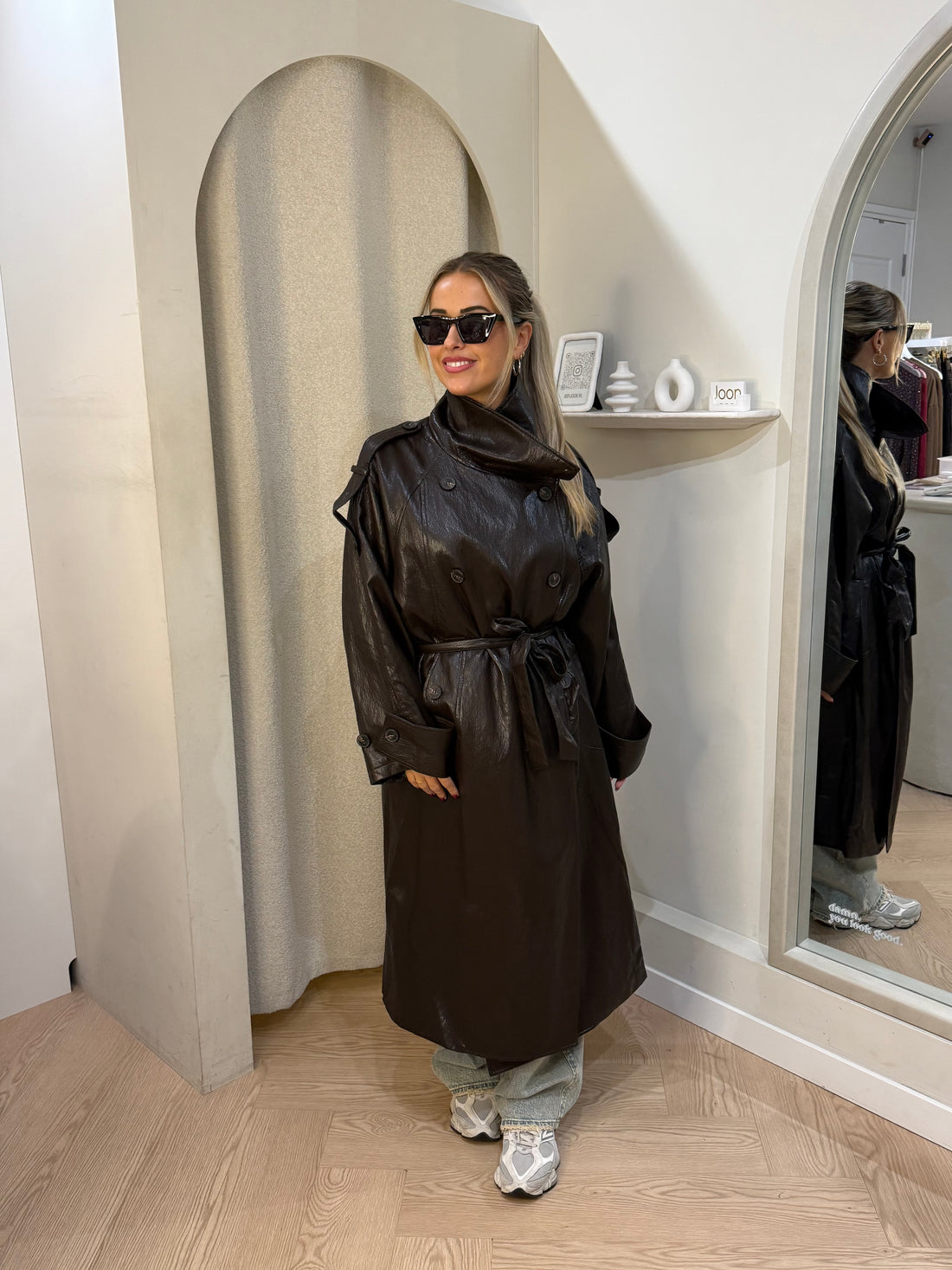 Leather look trench | Brown