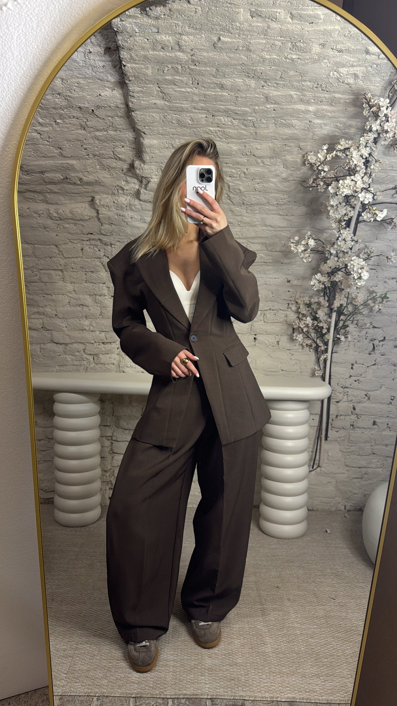 Hourglass blazer |Bruin