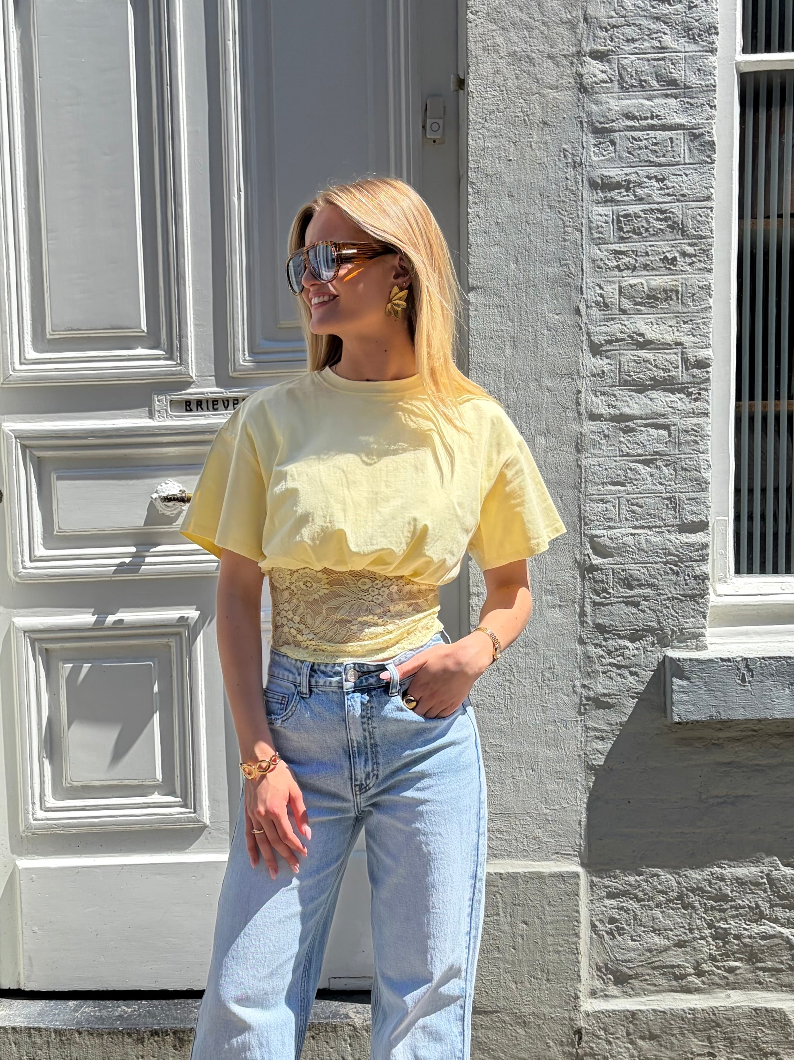 Balloon lace tee