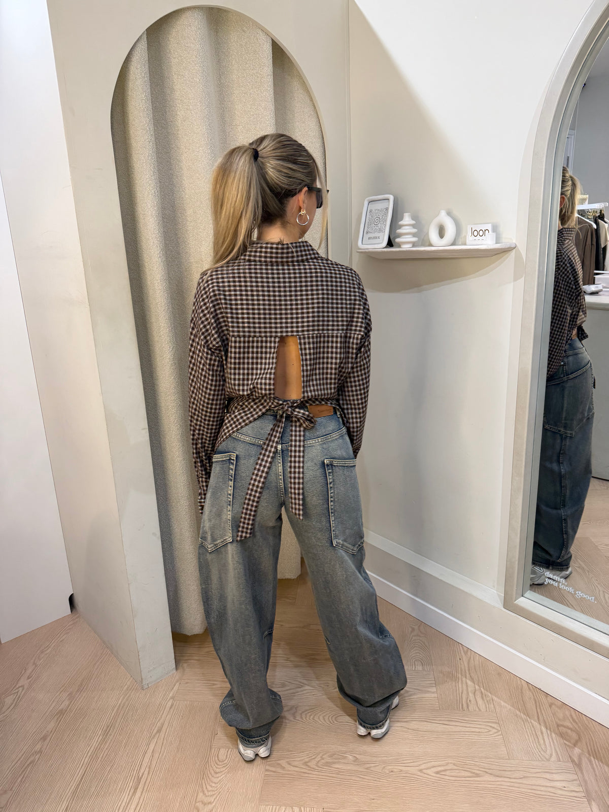 Open back blouse | Ruiten
