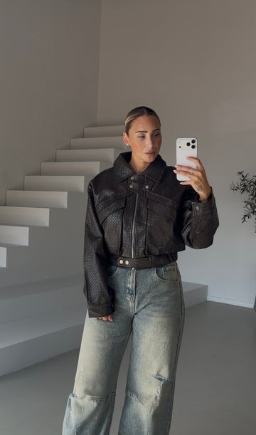 Leather look jack | Brown