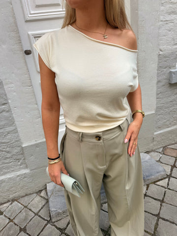 Off shoulder top | Off-white