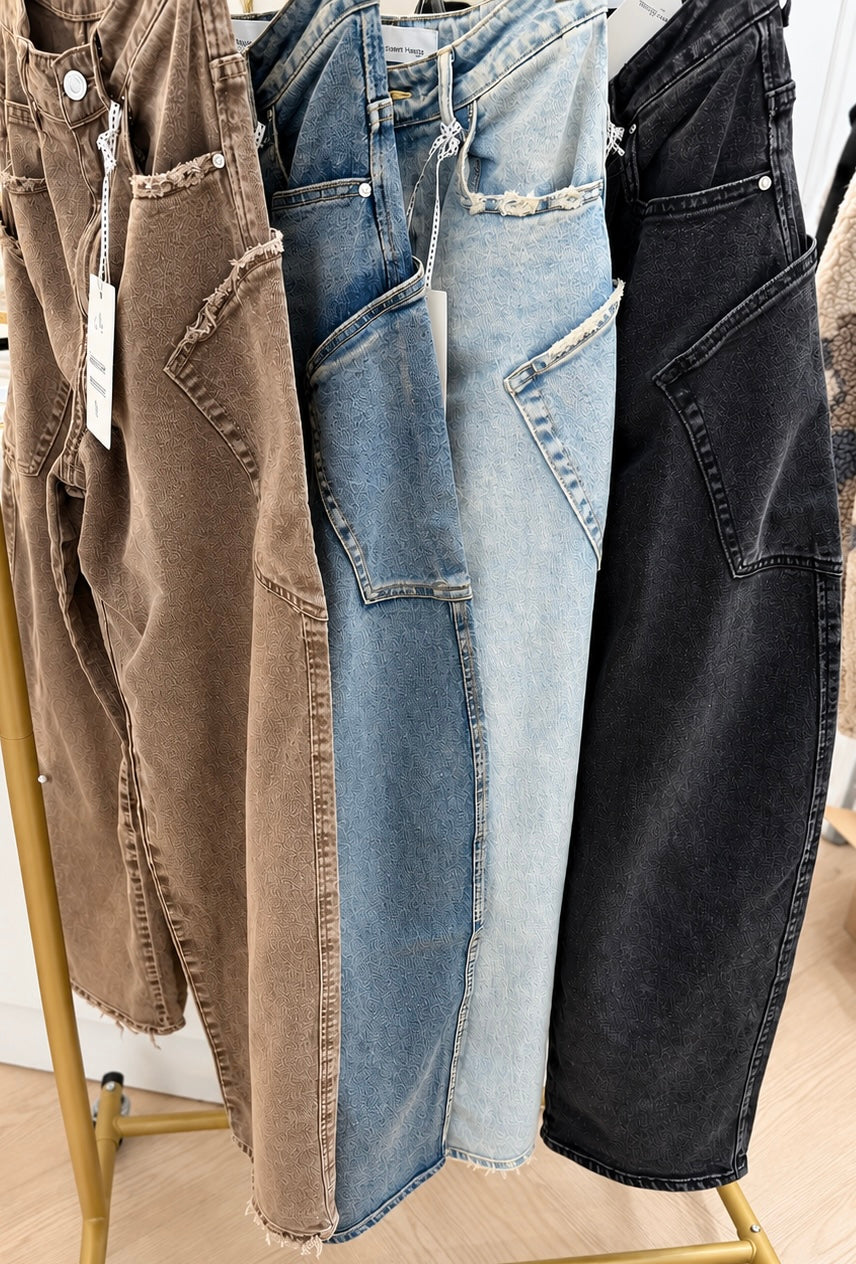 Your favorite baggy balloon jeans